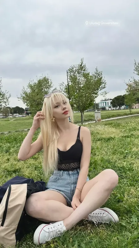 Şişli escort Elif